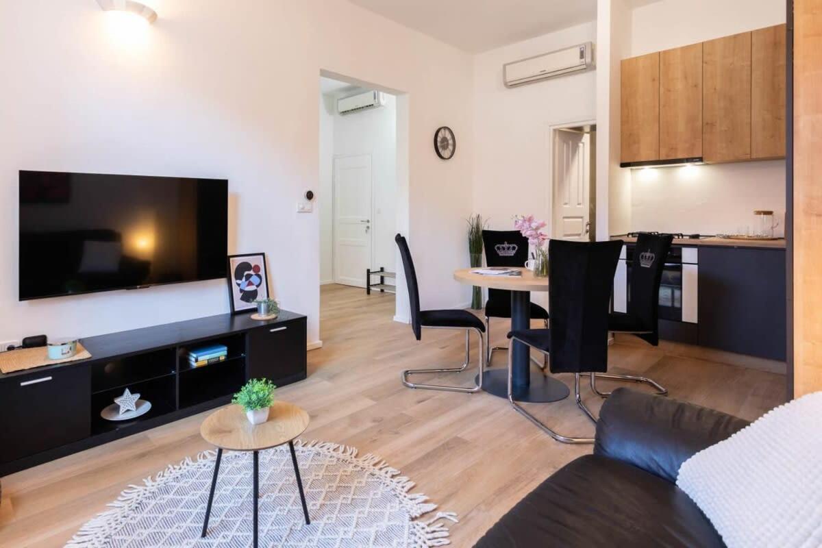 Niko And Sofia'S Apartment Urban Stay Zagreb Exterior foto